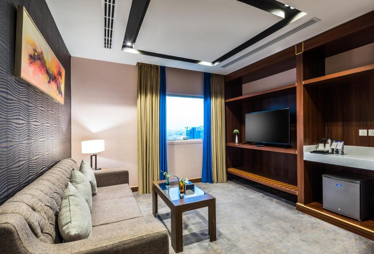 Al Malqa Elite Hotel Riyadh Bagian luar foto