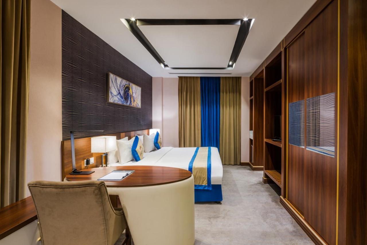 Al Malqa Elite Hotel Riyadh Bagian luar foto