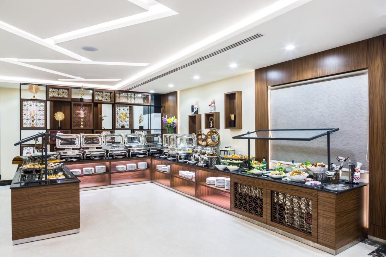 Al Malqa Elite Hotel Riyadh Bagian luar foto